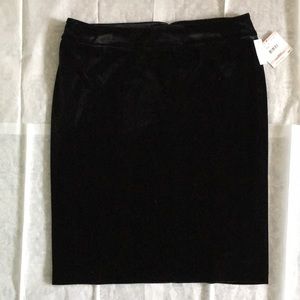 NWT Kasper Black Velvet Skirt
